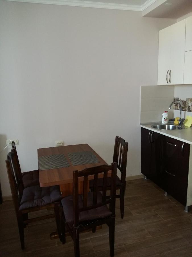 Breeze Batumi Apartment ภายนอก รูปภาพ