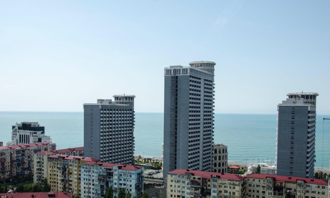 Breeze Batumi Apartment ภายนอก รูปภาพ