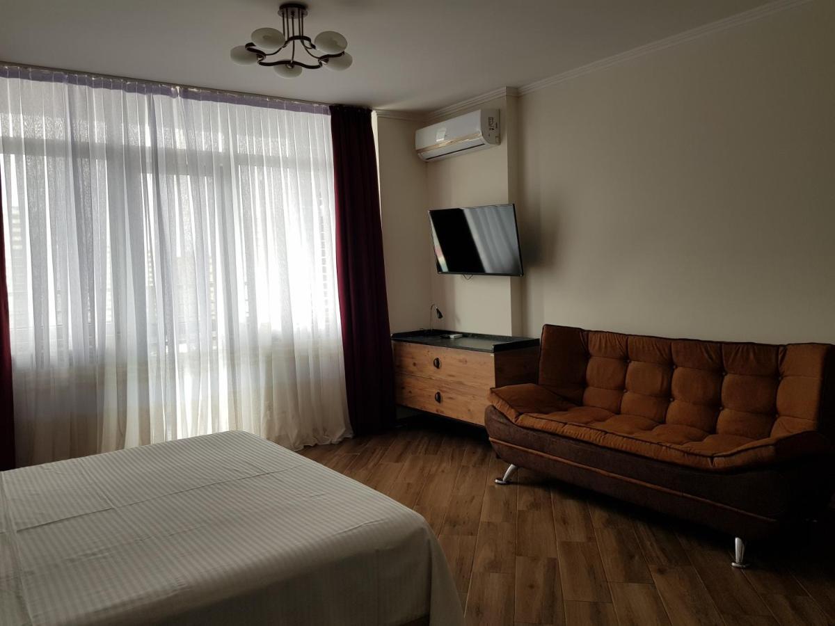 Breeze Batumi Apartment ภายนอก รูปภาพ