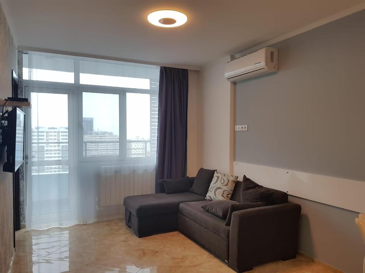 Breeze Batumi Apartment ภายนอก รูปภาพ