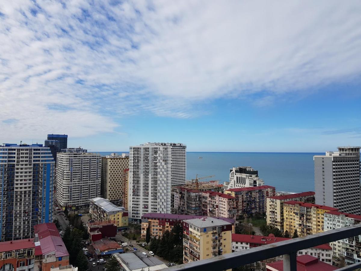 Breeze Batumi Apartment ภายนอก รูปภาพ
