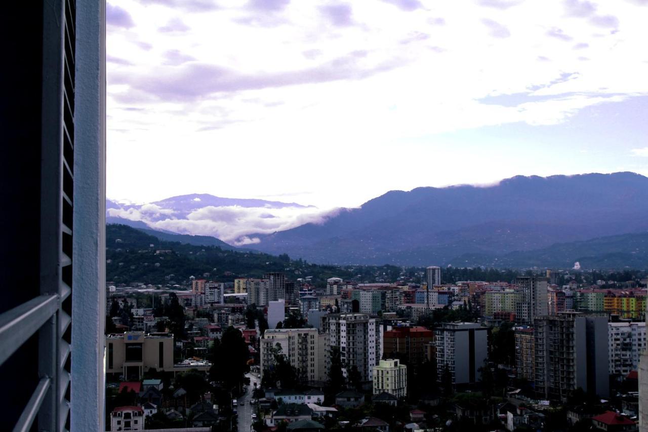 Breeze Batumi Apartment ภายนอก รูปภาพ