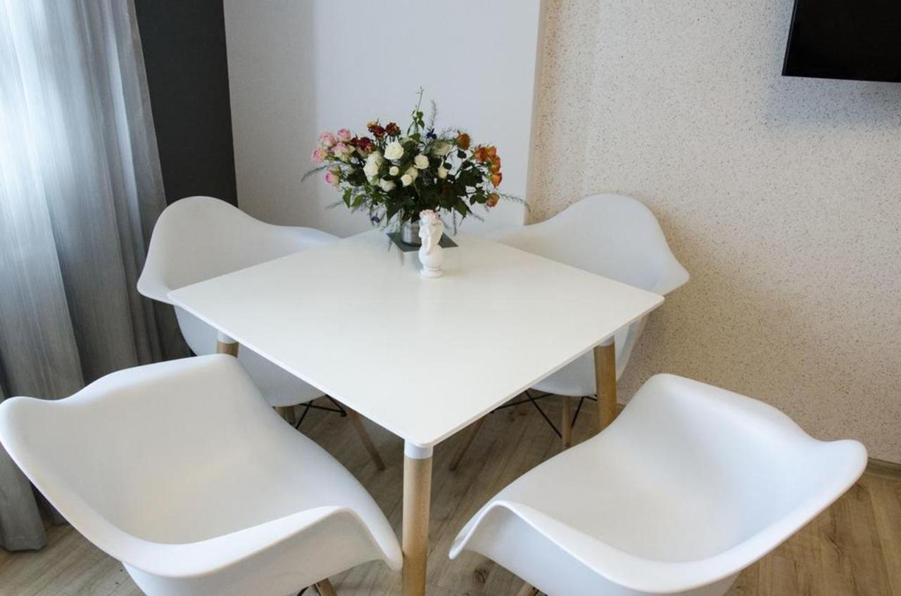 Breeze Batumi Apartment ภายนอก รูปภาพ