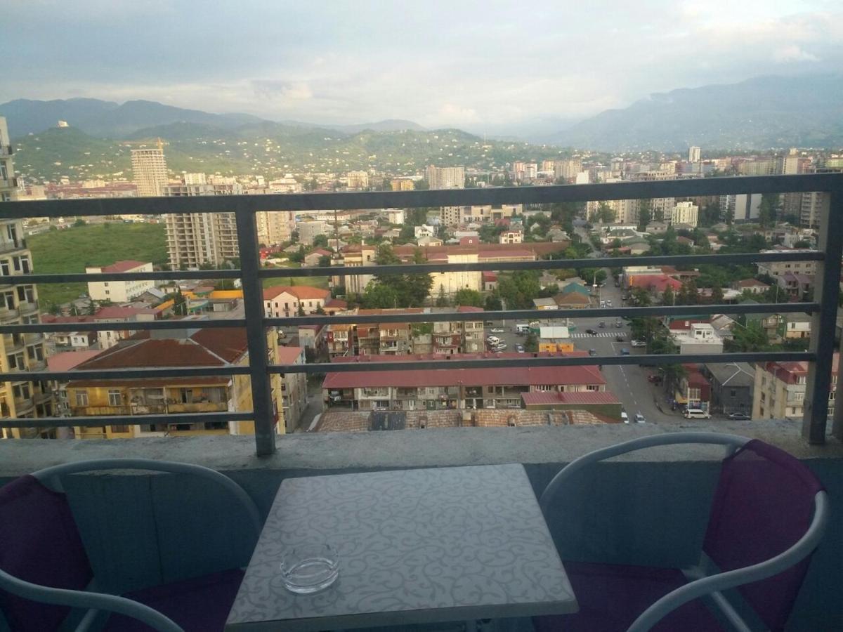 Breeze Batumi Apartment ภายนอก รูปภาพ