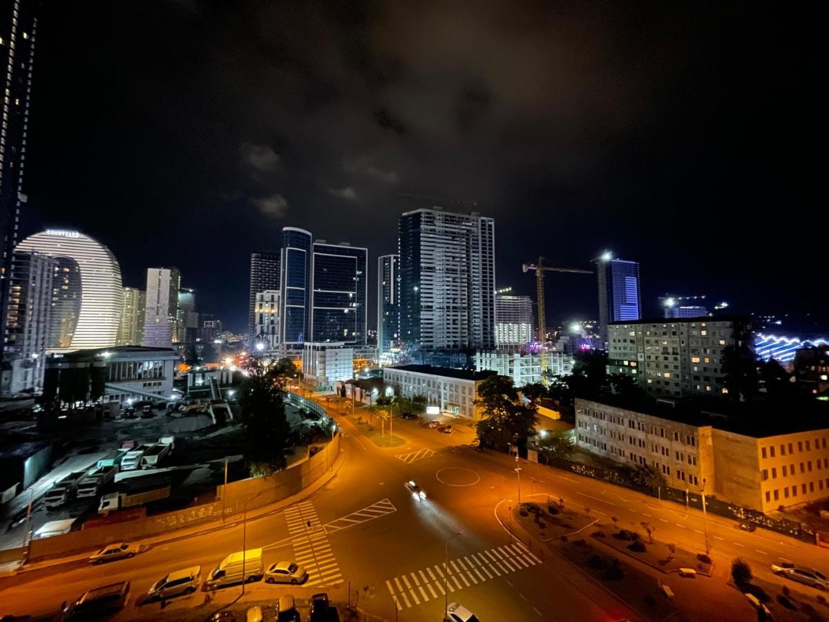 Breeze Batumi Apartment ภายนอก รูปภาพ